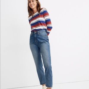 Madewell Petite Mom Jean in Downey Wash
